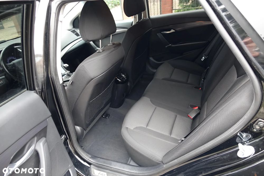 Hyundai i40 Kombi 1.6 Trend - 13