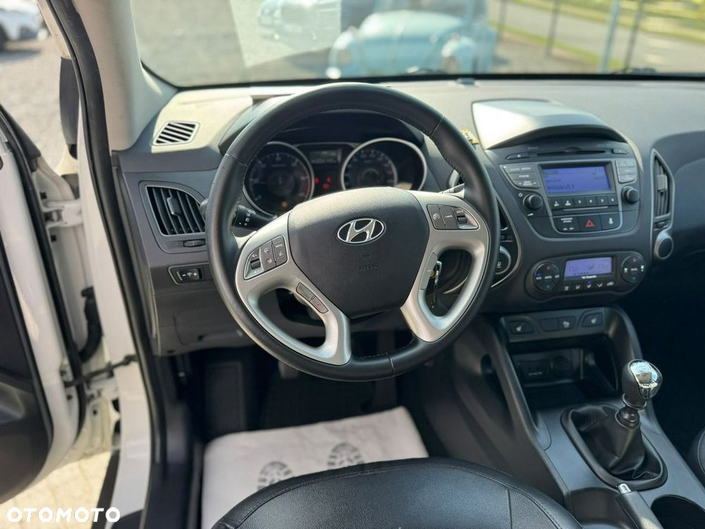 Hyundai ix35 - 12