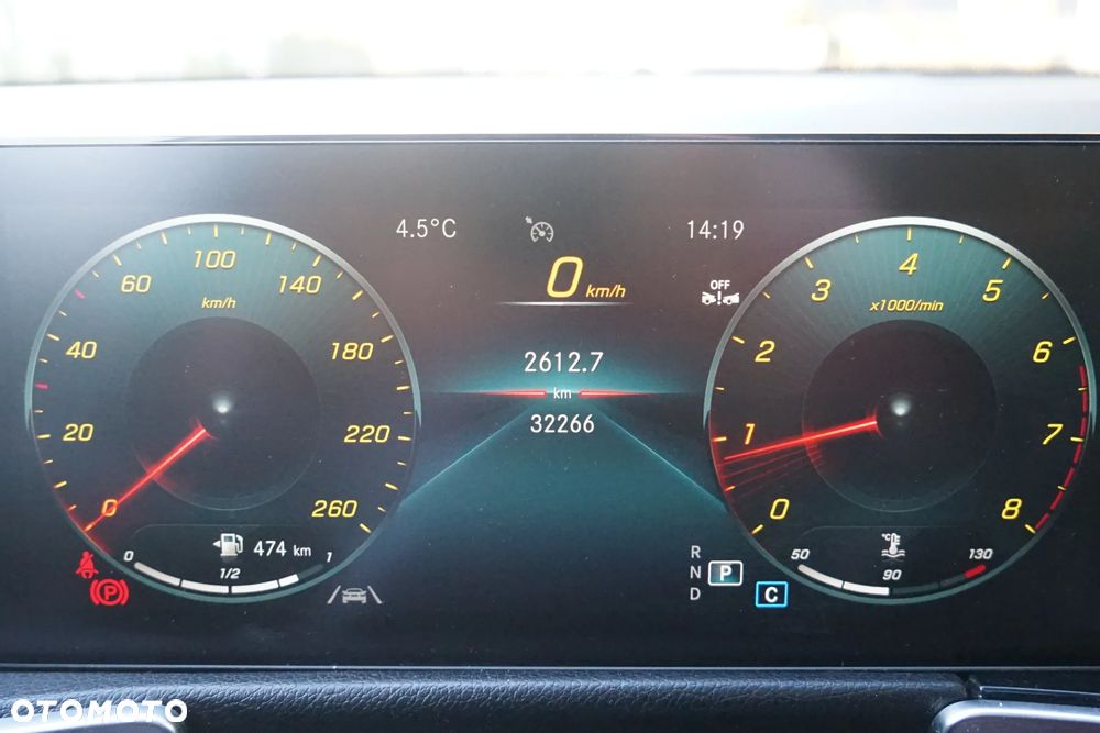 Mercedes-Benz GLB 200 AMG Line 7G-DCT - 10