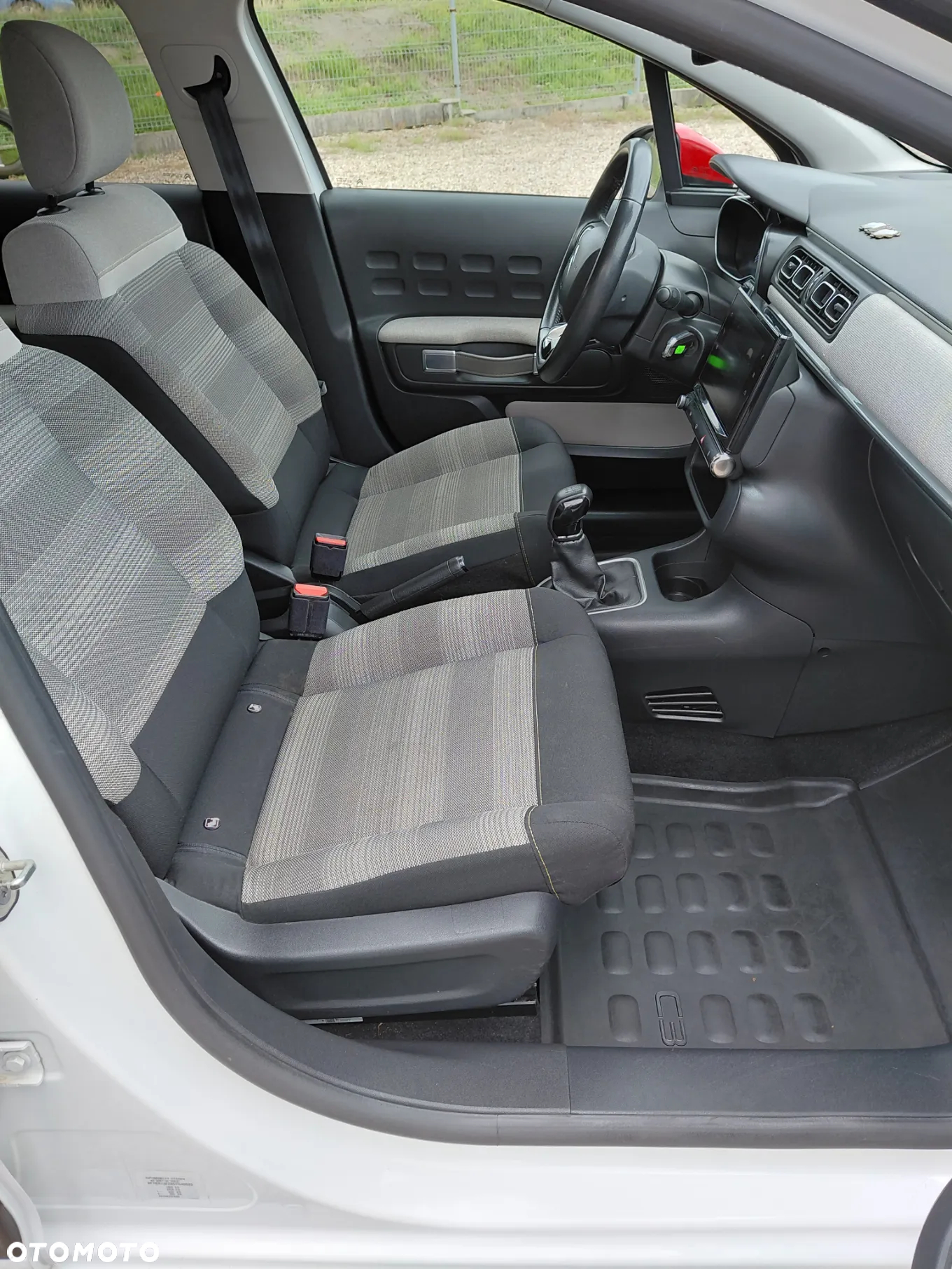 Citroën C3 1.2 PureTech GPF Feel - 19