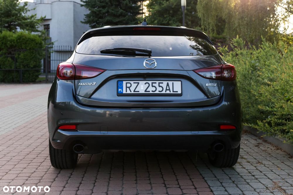 Mazda 3 - 9