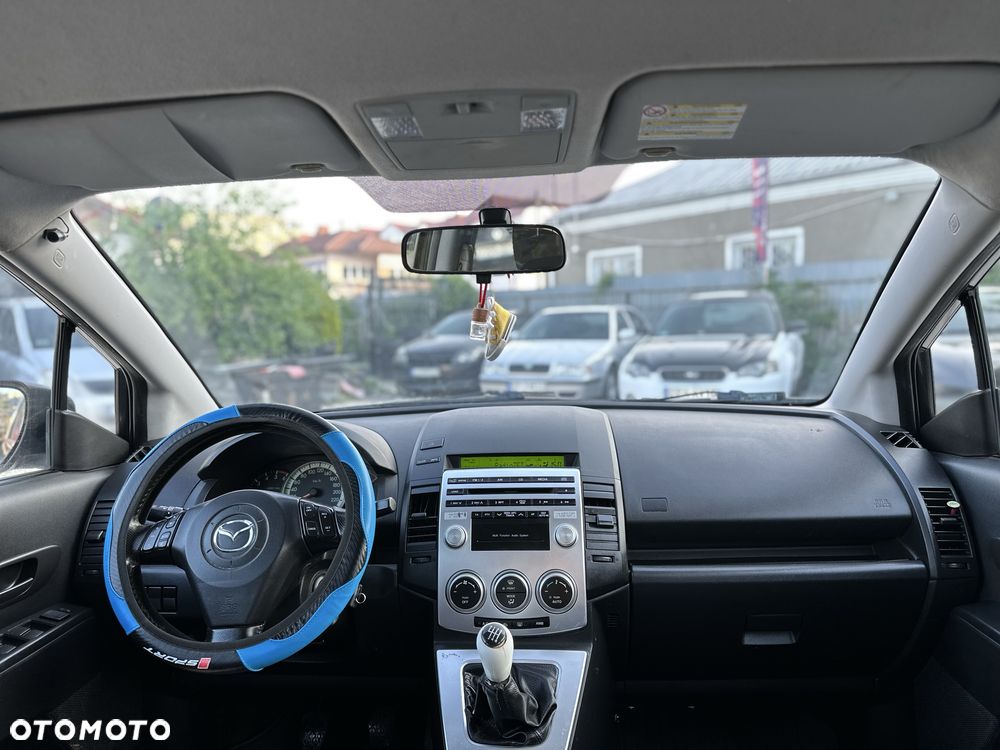 Mazda 5 - 6