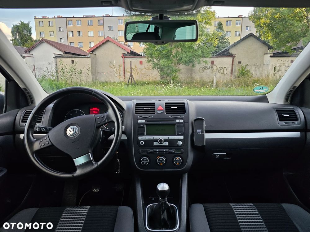Volkswagen Golf 2.0 TDI United - 8