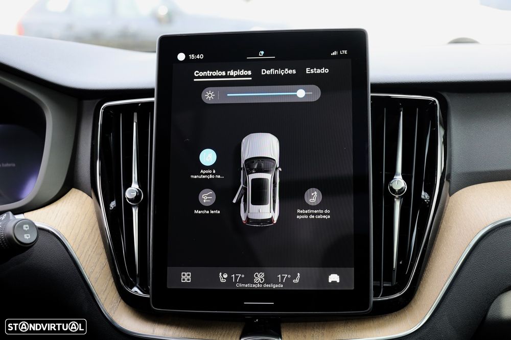 Volvo XC 60 2.0 T6 PHEV Plus Dark AWD - 36