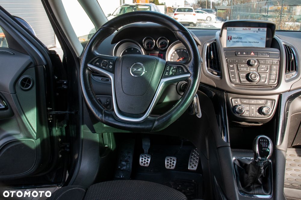 Opel Zafira 2.0 CDTI Enjoy - 17