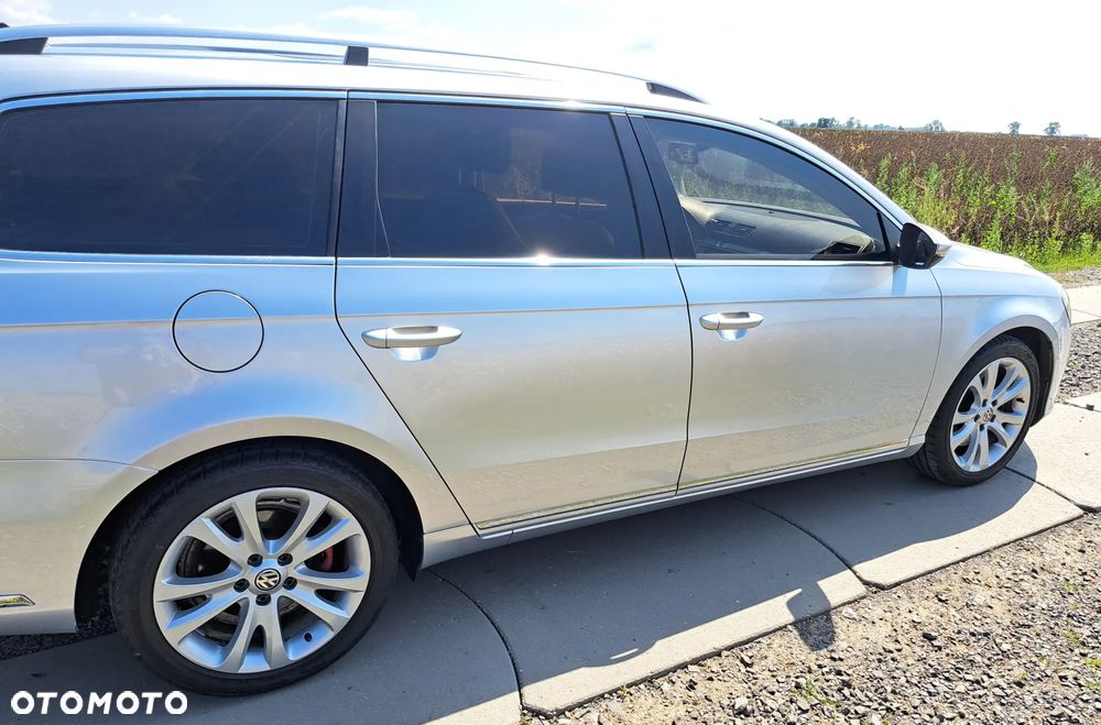 Volkswagen Passat 2.0 TDI Comfortline DSG - 7