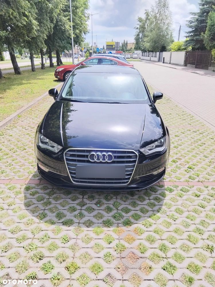 Audi A3 Limousine 1.6 TDI ultra Attraction - 3
