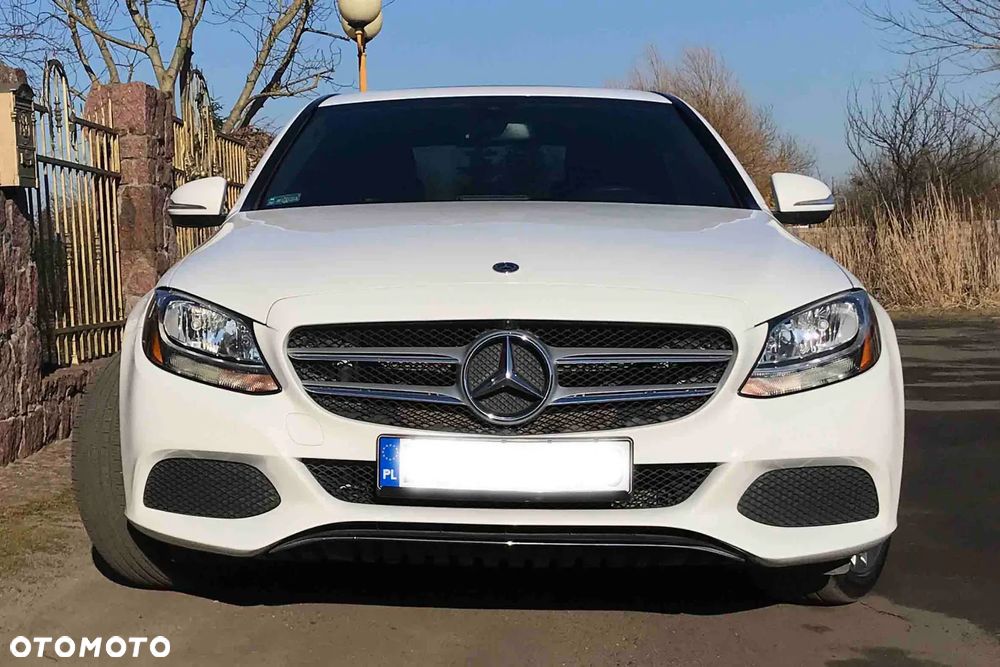 Mercedes-Benz Klasa C 300 9G-TRONIC Exclusive - 5