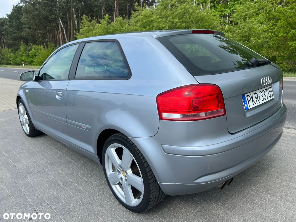Audi A3 3-drzwiowe 2.0T FSI Ambiente S tronic - 6