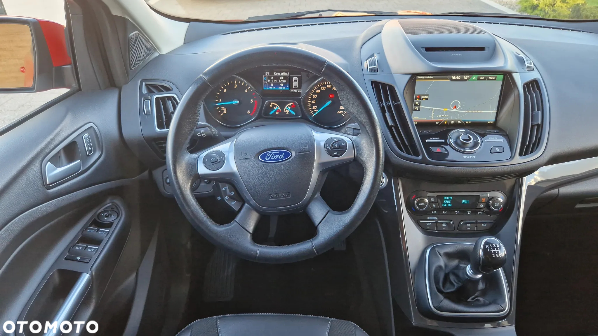 Ford Kuga 2.0 TDCi FWD Titanium - 8