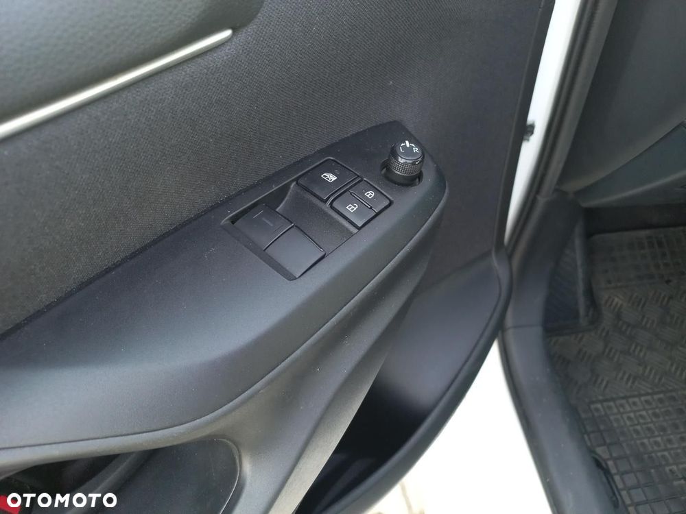 Toyota Yaris Hybrid 1.5 Comfort - 16