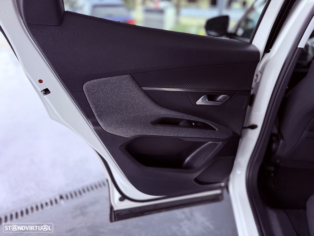 Peugeot 3008 BlueHDi 120 EAT6 Stop & Start Business Line - 23