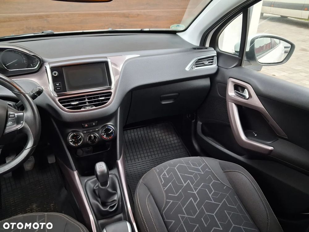Peugeot 2008 120 VTI Active - 15