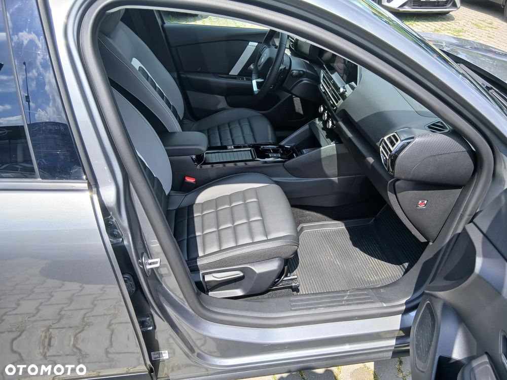 Citroën C4 1.2 PureTech Max S&S EAT8 - 10