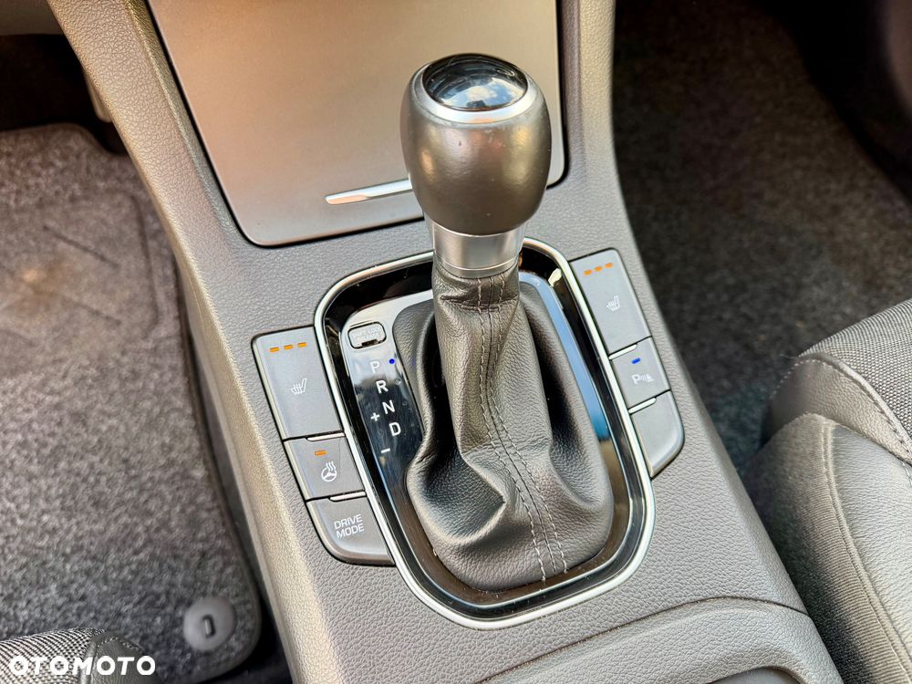 Hyundai i30 1.5 T-GDI 48V-Hybrid DCT Prime - 18