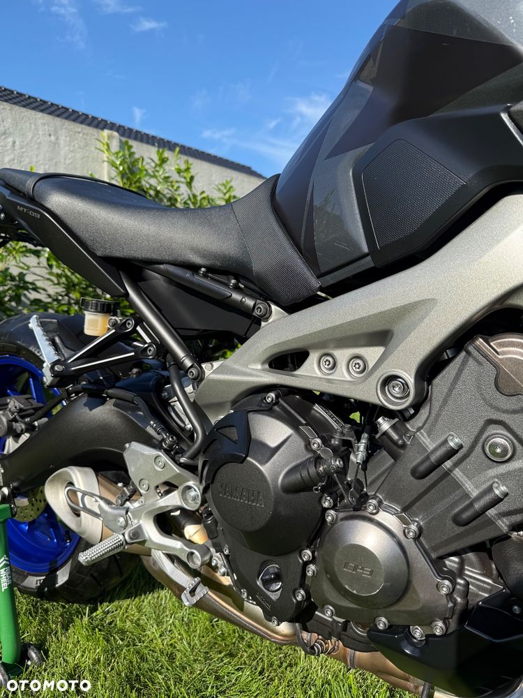 Yamaha MT - 7