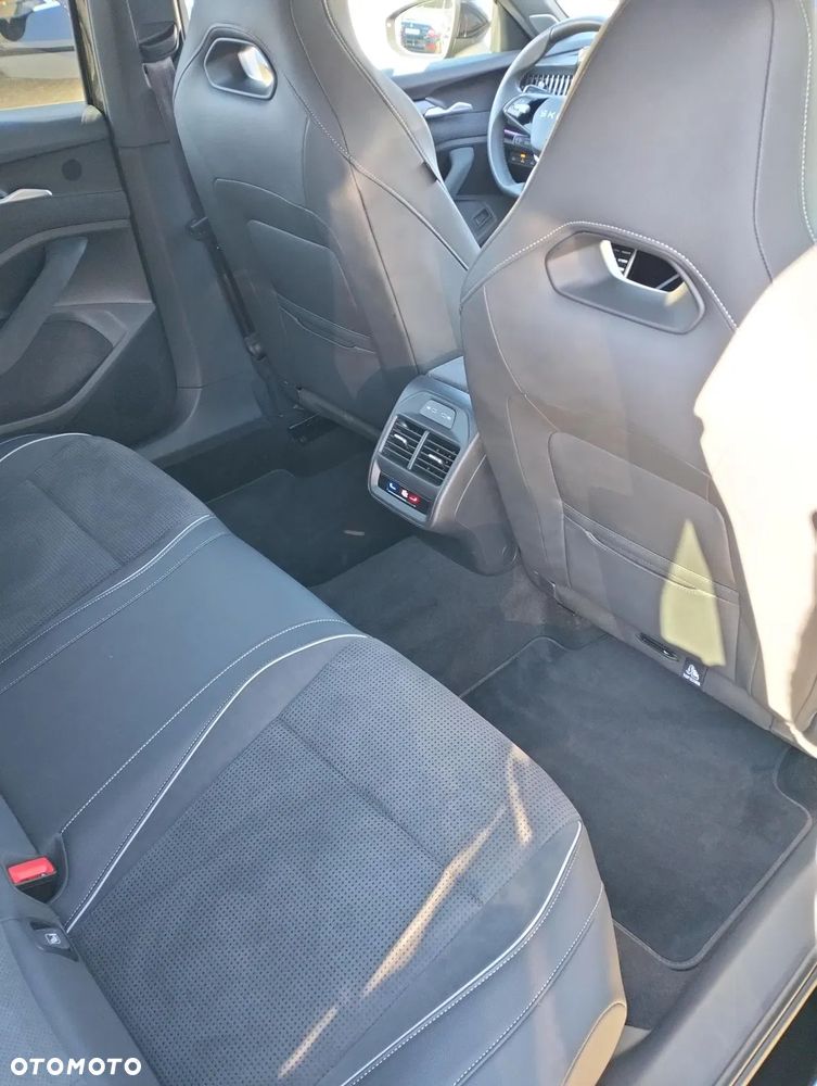 Skoda Superb 2.0 TDI SCR 4x4 Sportline DSG - 20