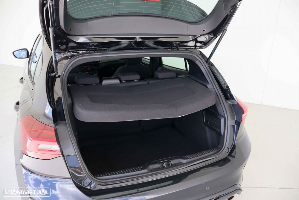 Ford Focus 1.0 EcoBoost MHEV ST-Line - 9