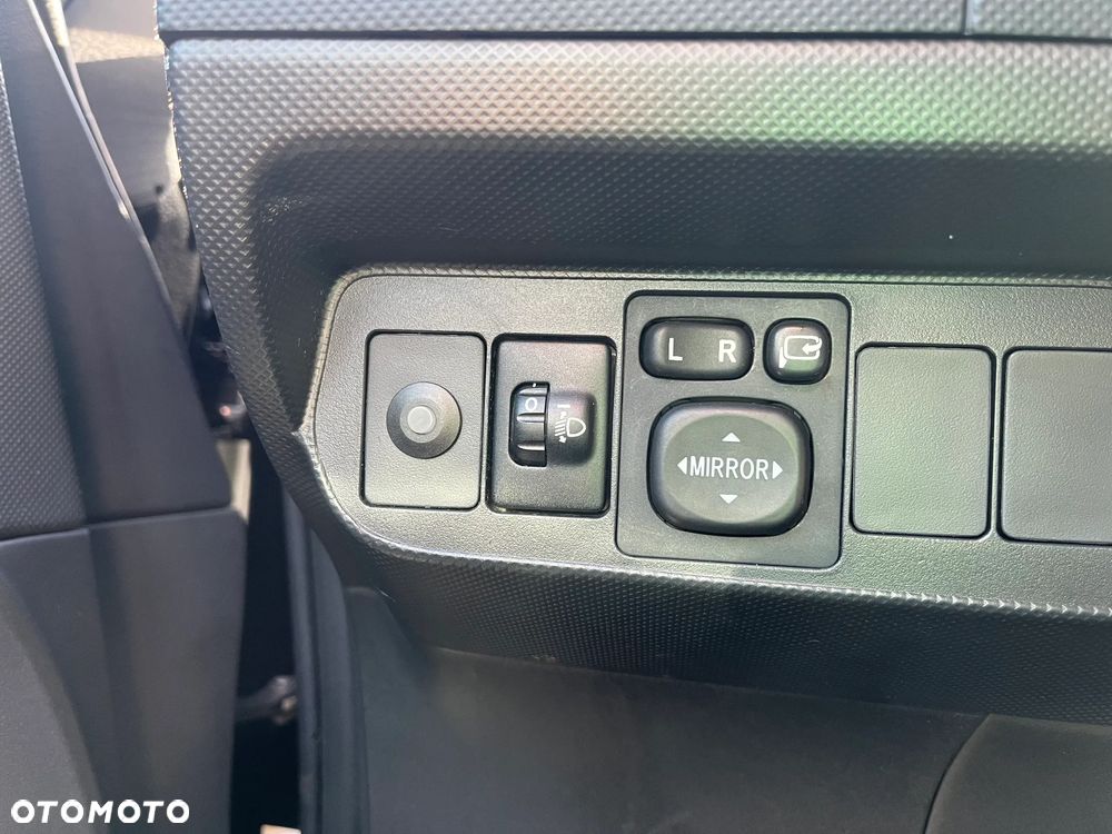 Toyota Auris 1.33 VVT-i Life Comfort - 6