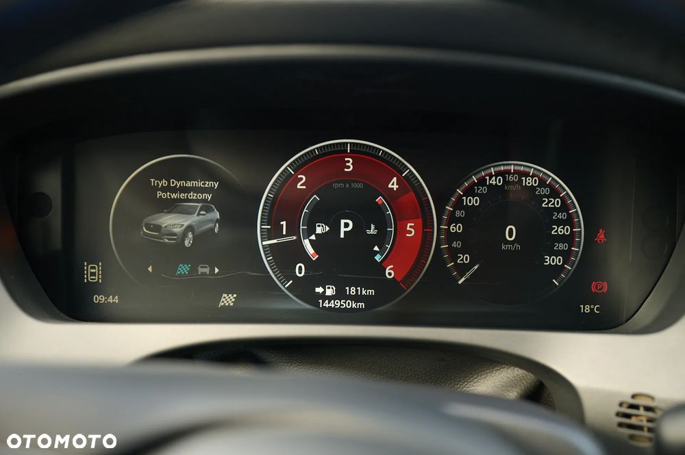 Jaguar F-Pace 20d AWD Prestige - 28