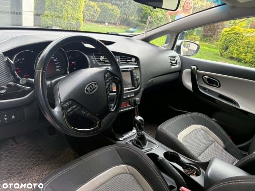 Kia Ceed - 6