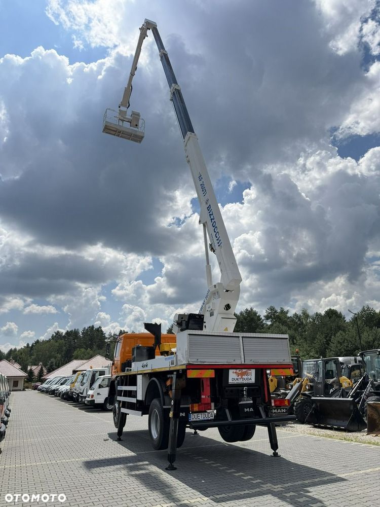 MAN LE 14.220B 4x4 Zwyżka Bizzocchi KF 260 Podnośnik Koszowy - 27