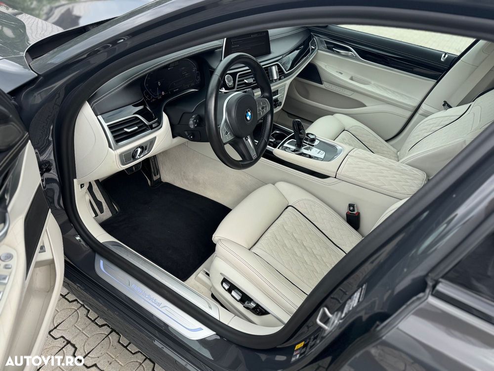 BMW Seria 7 745e - 7