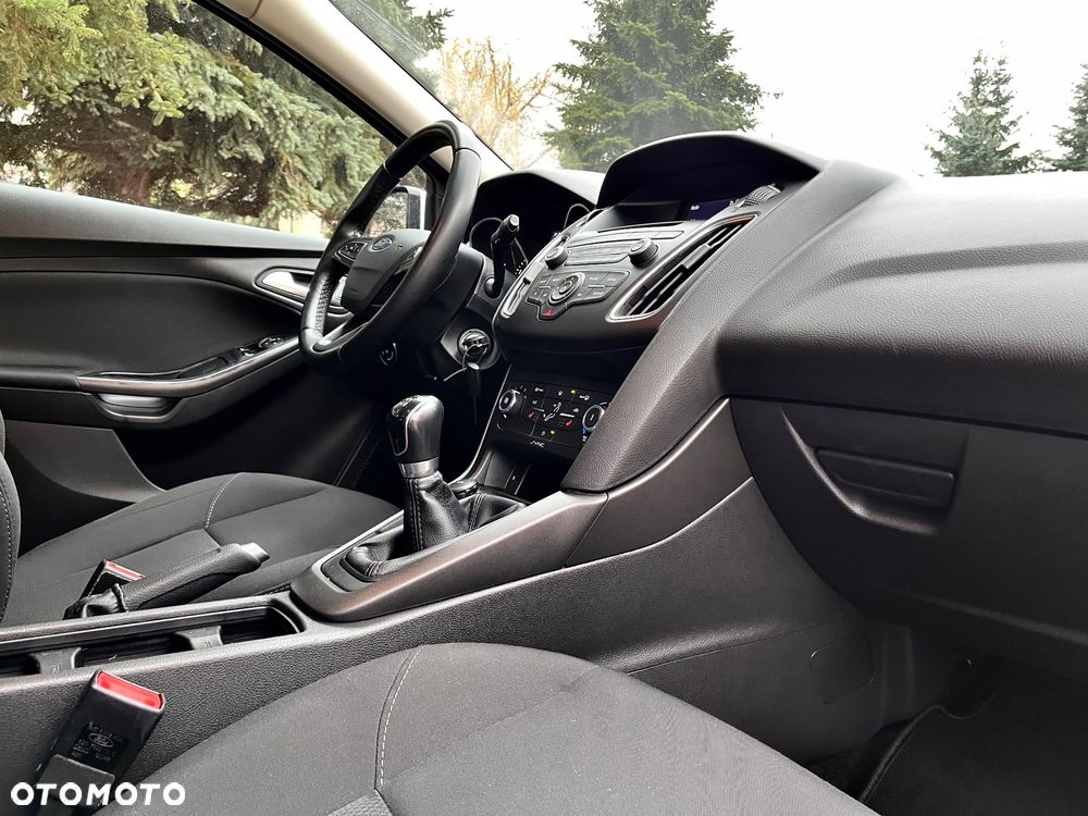 Ford Focus 1.0 EcoBoost STart-Stopp-System ACTIVE - 19