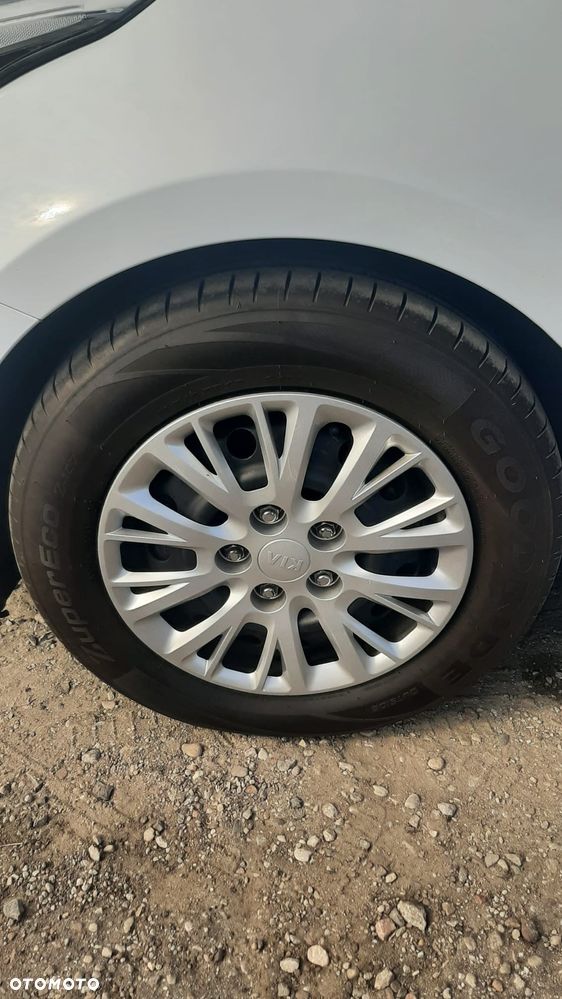 Kia Ceed 1.6 GDI Spirit - 30