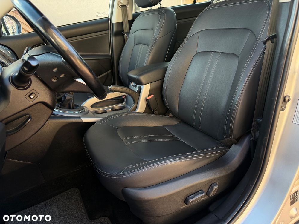 Kia Sportage 1.7 CRDI 2WD Dream-Team Edition - 16