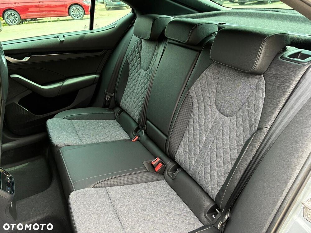 Skoda Octavia - 7