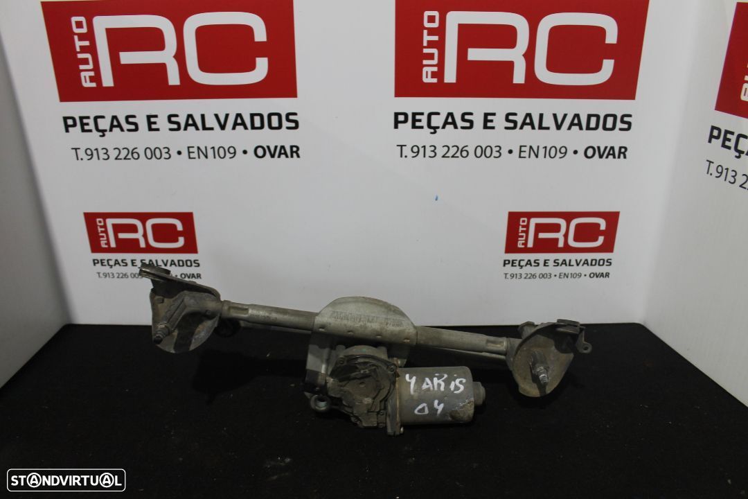 Limpa Para Brisas Toyota Yaris - 1
