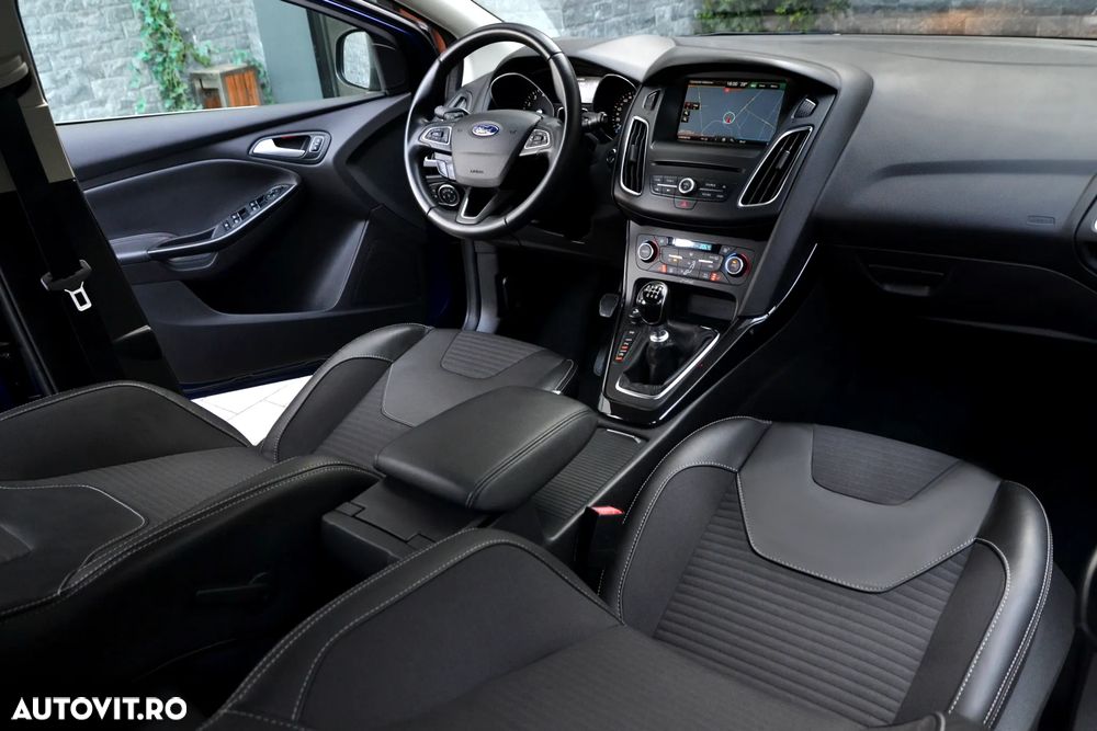 Ford Focus 1.0 EcoBoost Titanium - 8