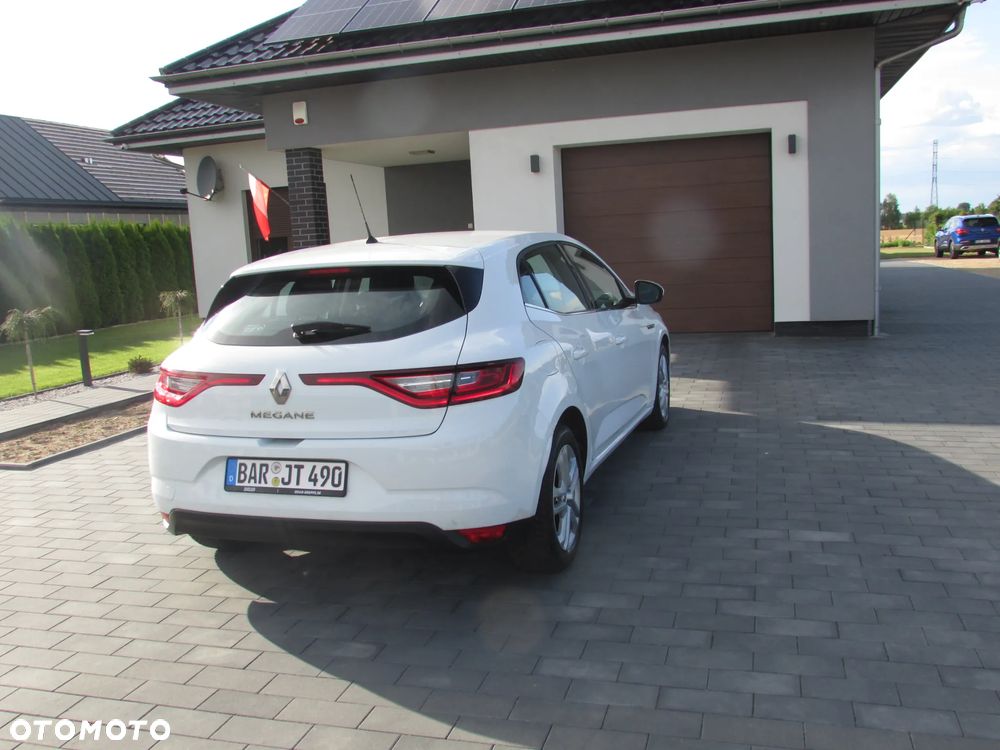 Renault Megane 1.2 Energy TCe Limited - 10
