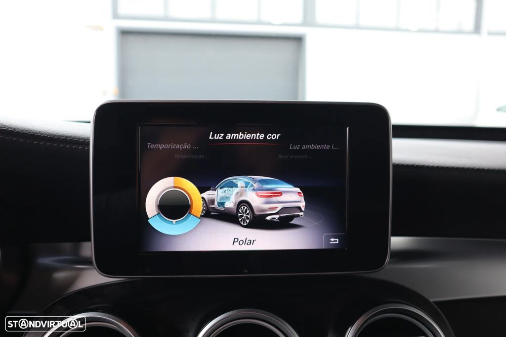 Mercedes-Benz GLC 250 d 4Matic 9G-TRONIC AMG Line - 22