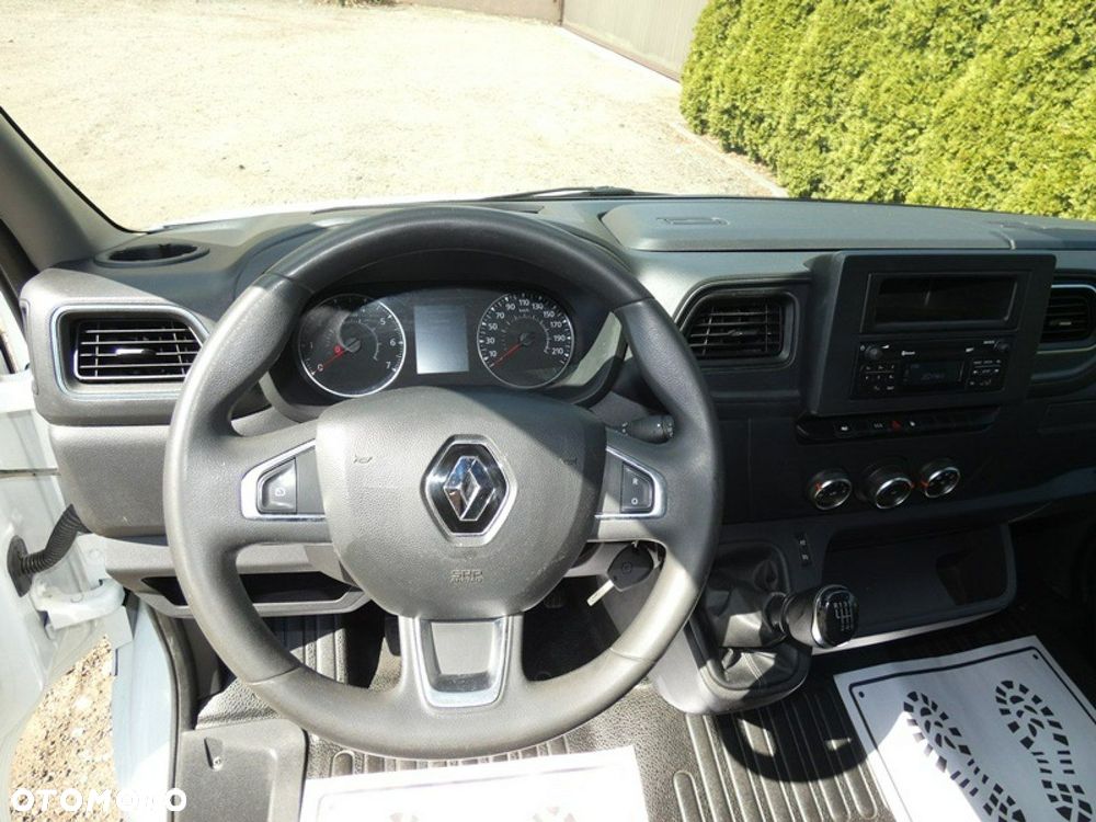 Renault Master - 10