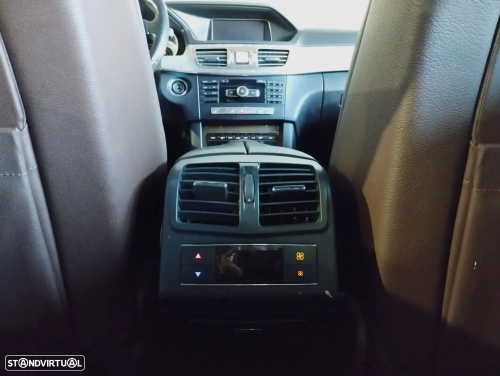 Mercedes-Benz E 300 Bluetec Hybrid Avantgarde - 21