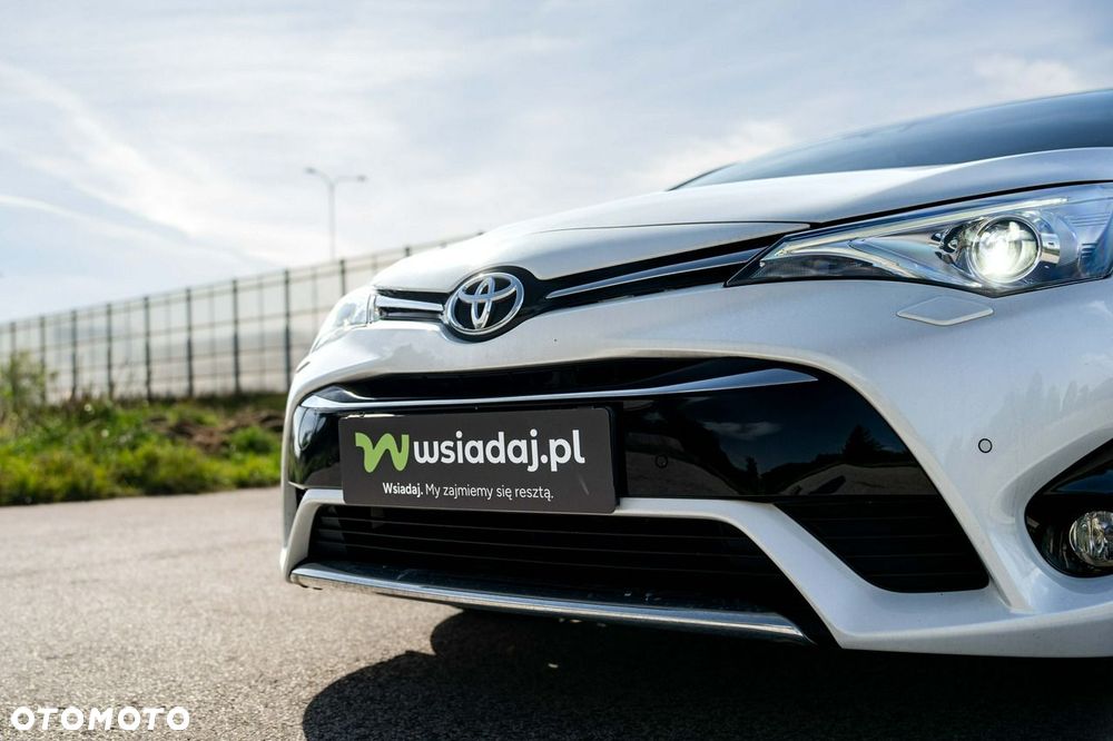 Toyota Avensis - 17