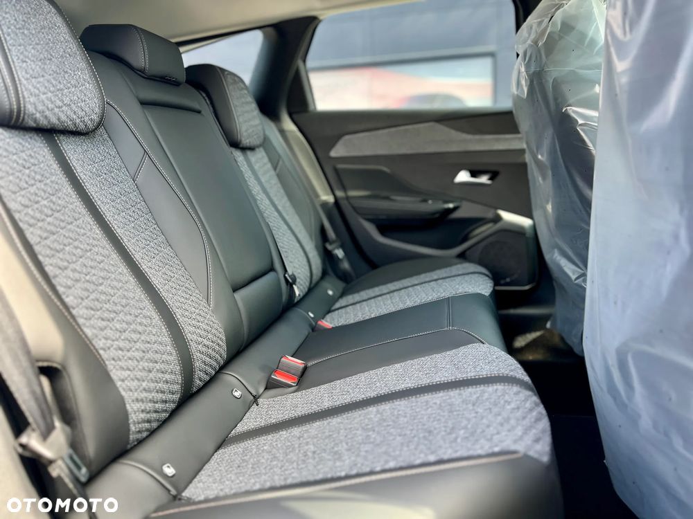Peugeot 308 1.5 BlueHDi Allure S EAT8 - 12