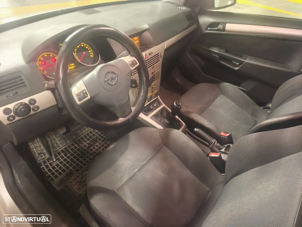 Opel Astra 1.4 Cosmo - 22