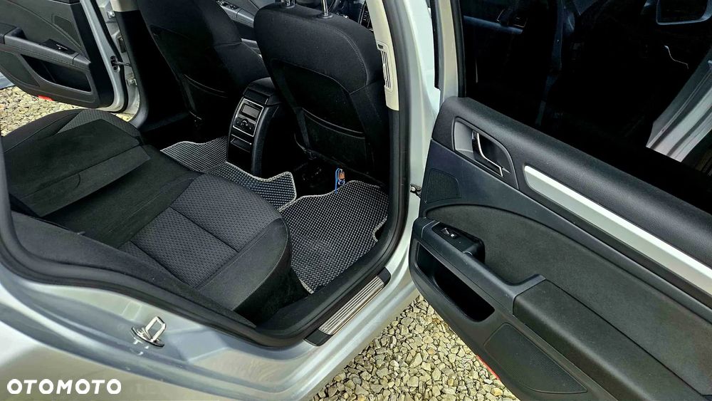 Skoda Superb 2.0 TDI 4x4 Platinum - 13