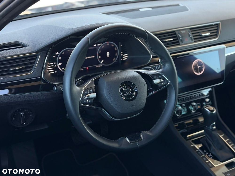 Skoda Superb 2.0 TDI SCR 4x4 L&K DSG - 12