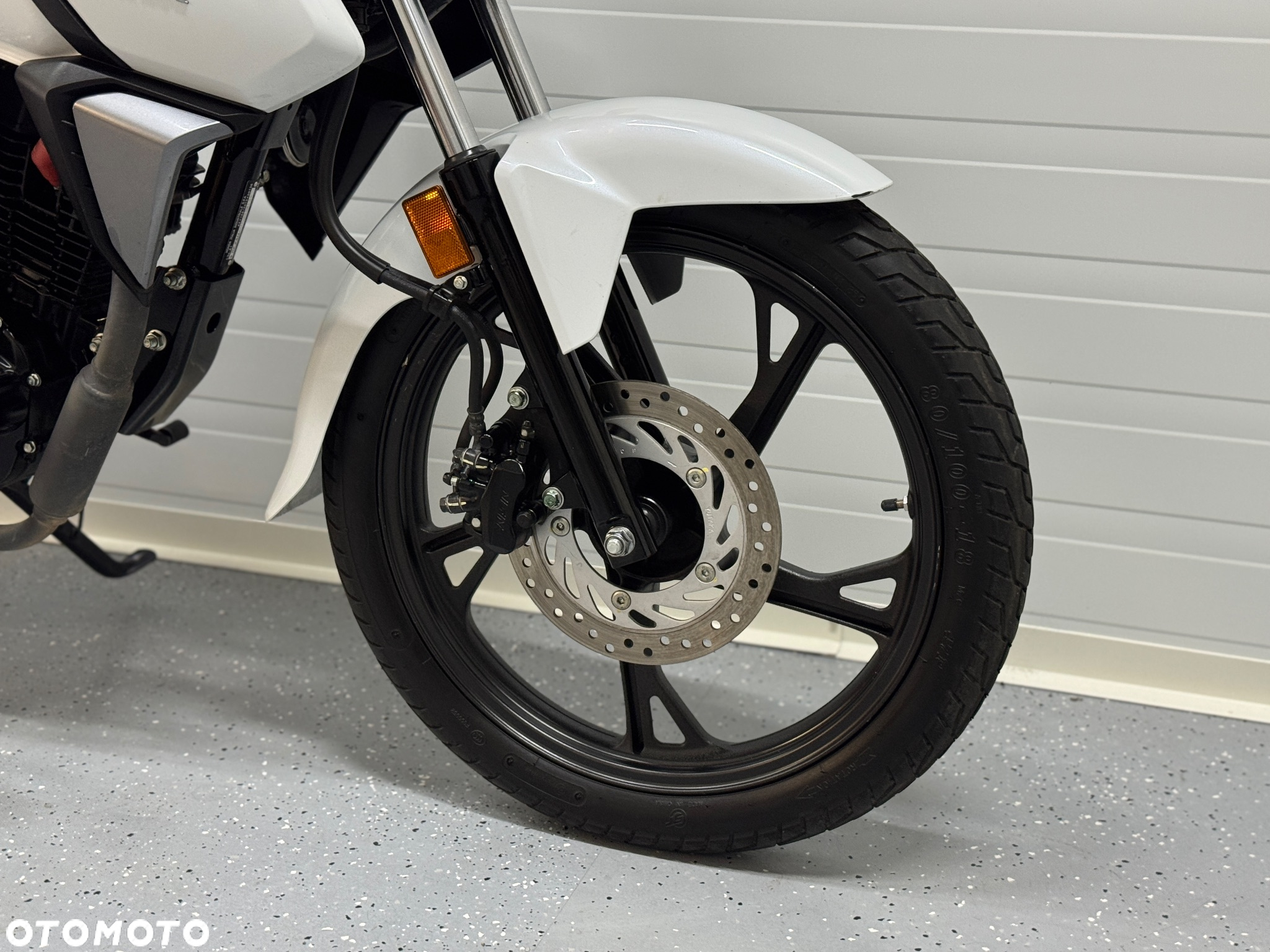 Honda CBF - 8