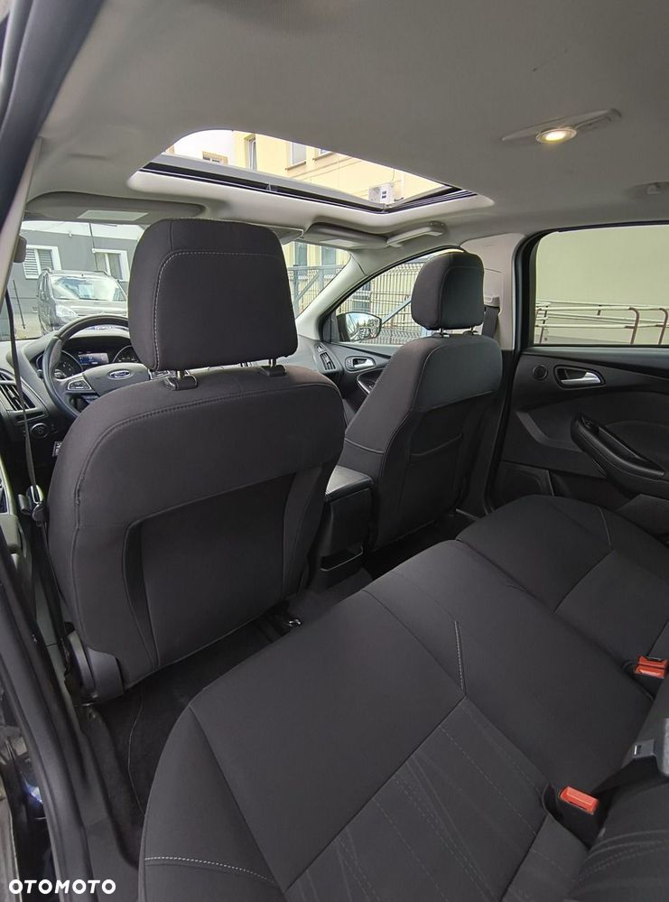 Ford Focus - 16