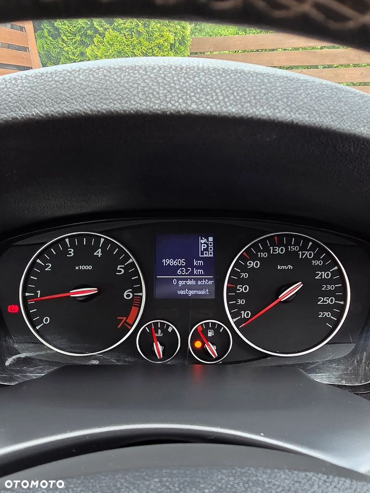 Renault Laguna 2.0 T Bose Edition - 19