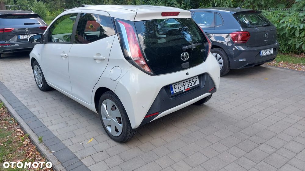 Toyota Aygo 2015 photo 5