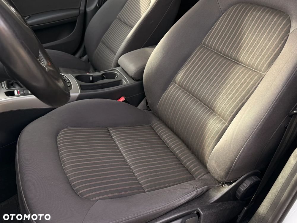 Audi A4 Avant 2.0 TDI - 10
