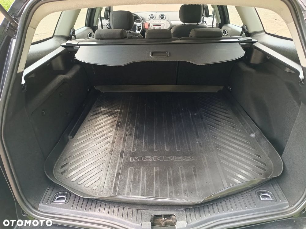 Ford Mondeo 2.0 TDCi Titanium - 19