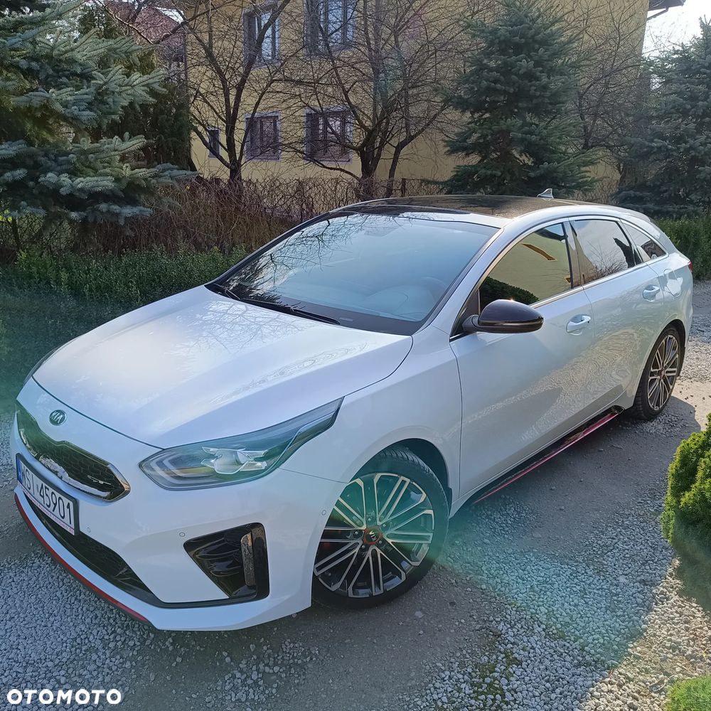Kia ProCeed - 2