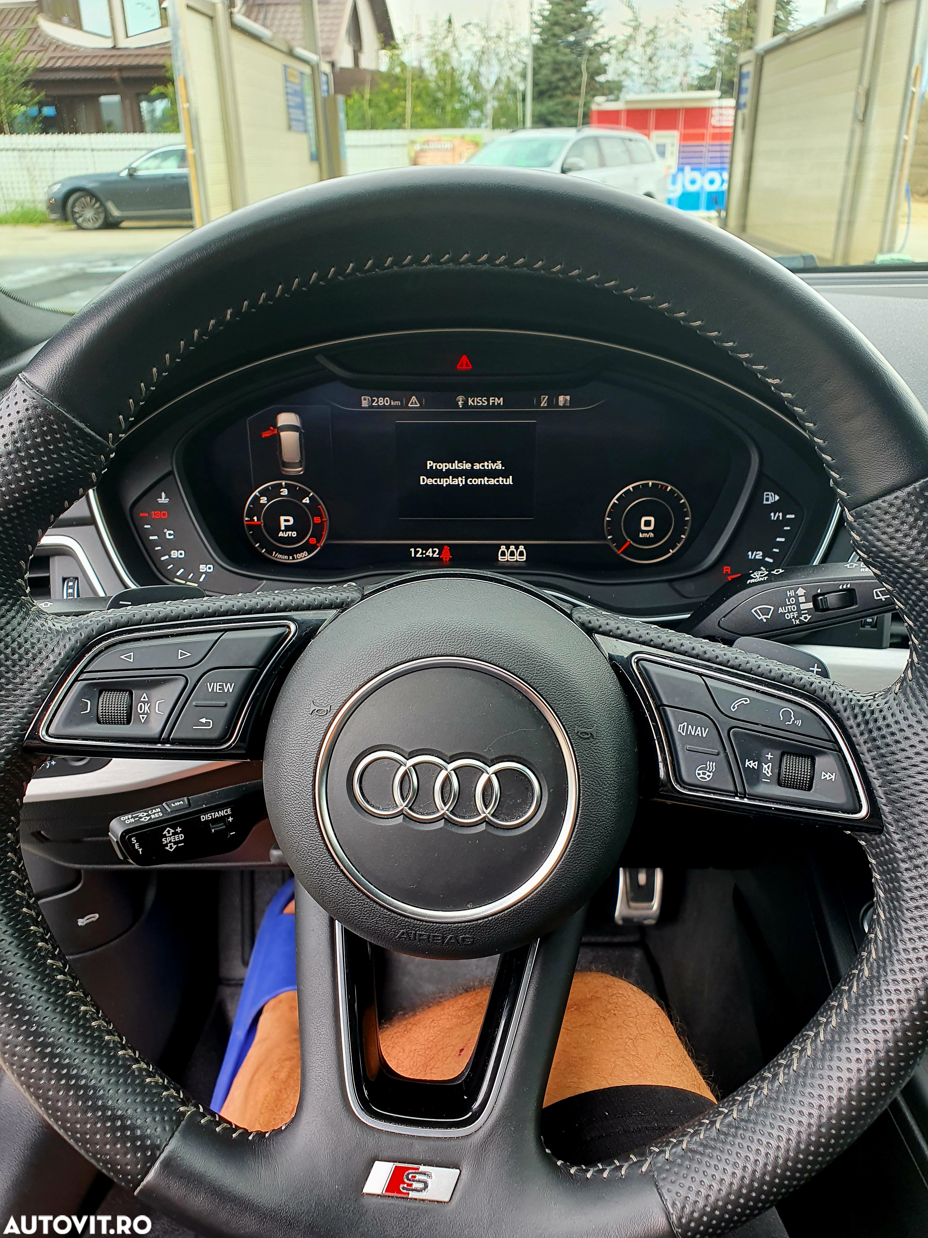 Audi A4 Avant 2.0 40 TDI S tronic S Line - 23